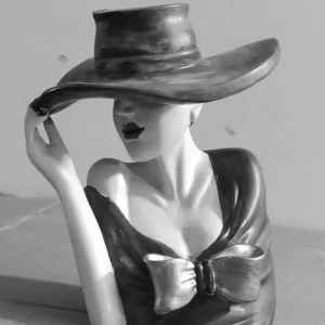 DIWALI Lady Glamorous Statue